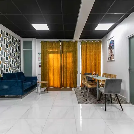 Apartamento Spacious -3br 10p- Near Paris